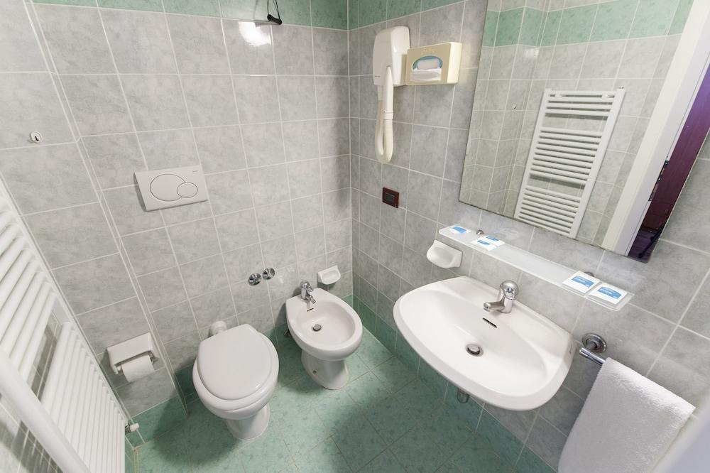 Hotel Rinascente Chianciano Terme Dış mekan fotoğraf
