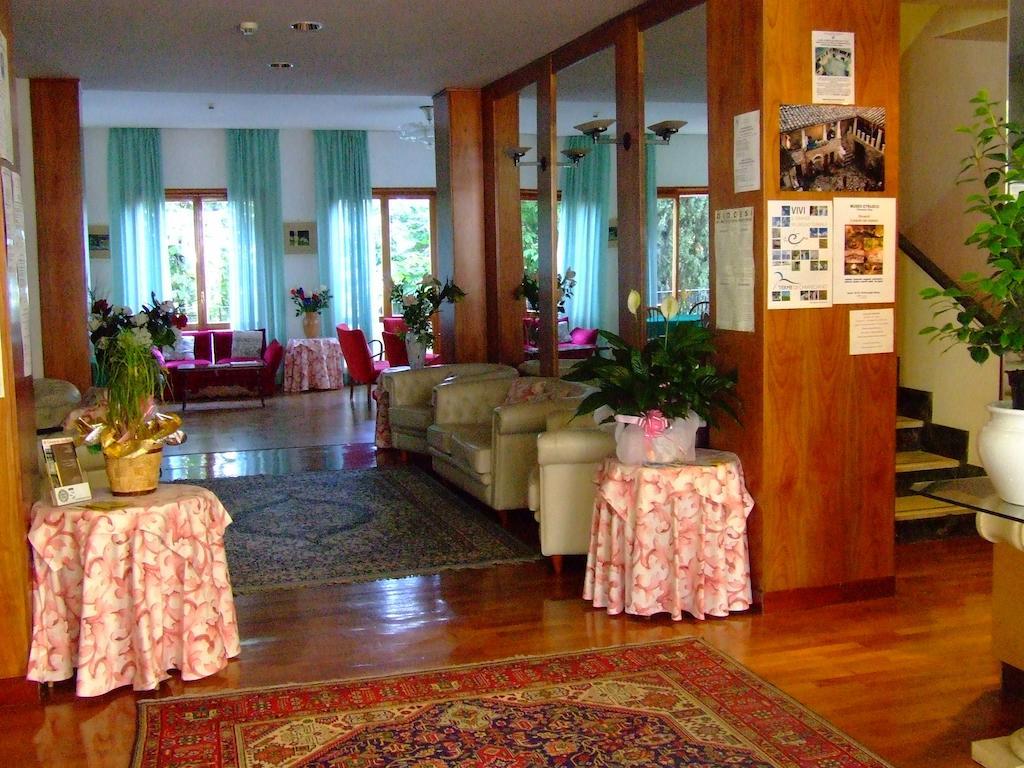 Hotel Rinascente Chianciano Terme Dış mekan fotoğraf