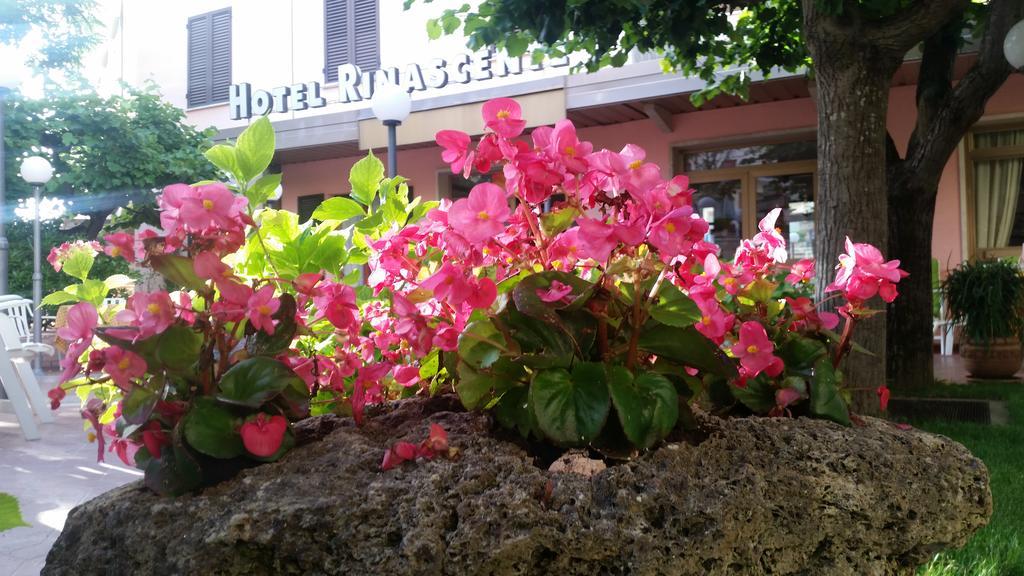 Hotel Rinascente Chianciano Terme Dış mekan fotoğraf