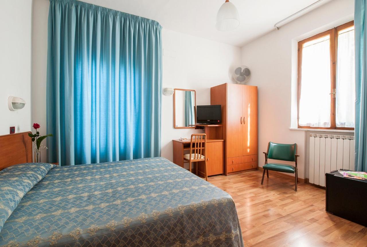 Hotel Rinascente Chianciano Terme Dış mekan fotoğraf