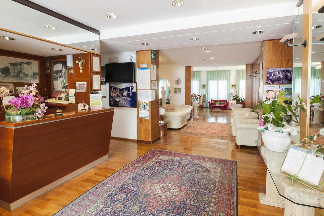 Hotel Rinascente Chianciano Terme Dış mekan fotoğraf